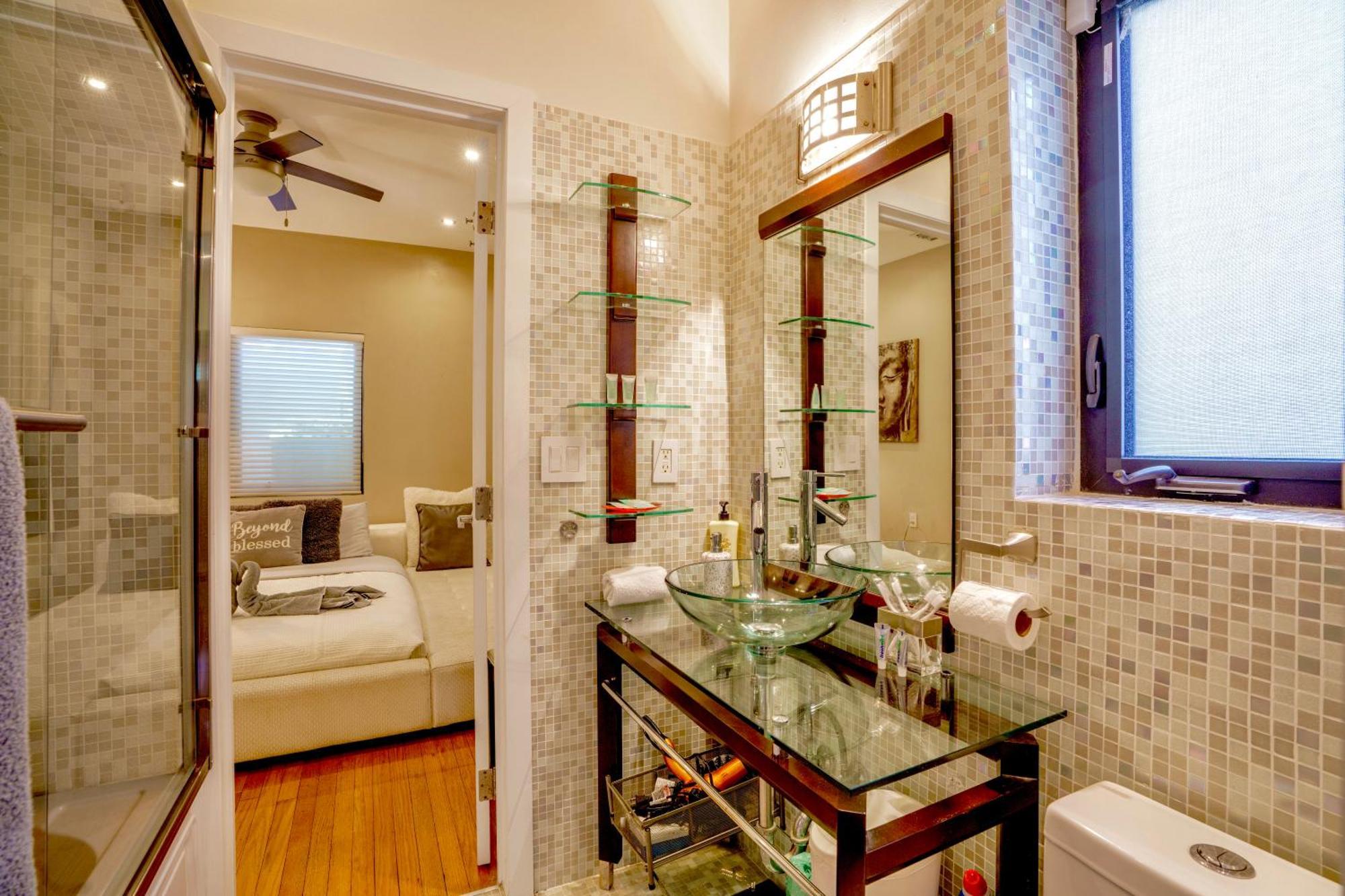Entire Private Beautiful 2 Bedroom Plus Den House With Gated Front&Back Yard And Free Parking 10Min Drive To Miami Beach Εξωτερικό φωτογραφία